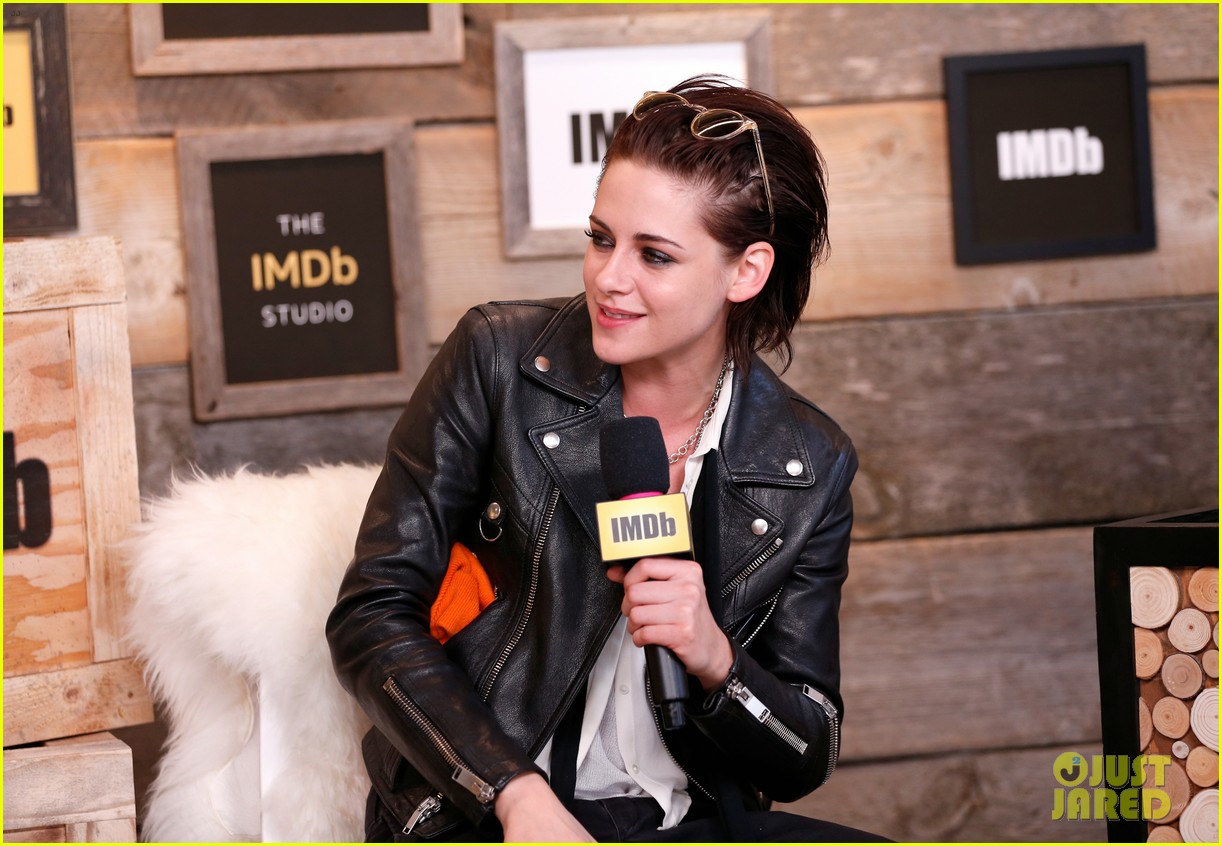 kristen stewart speaks out about donald trumps tweets to her 10