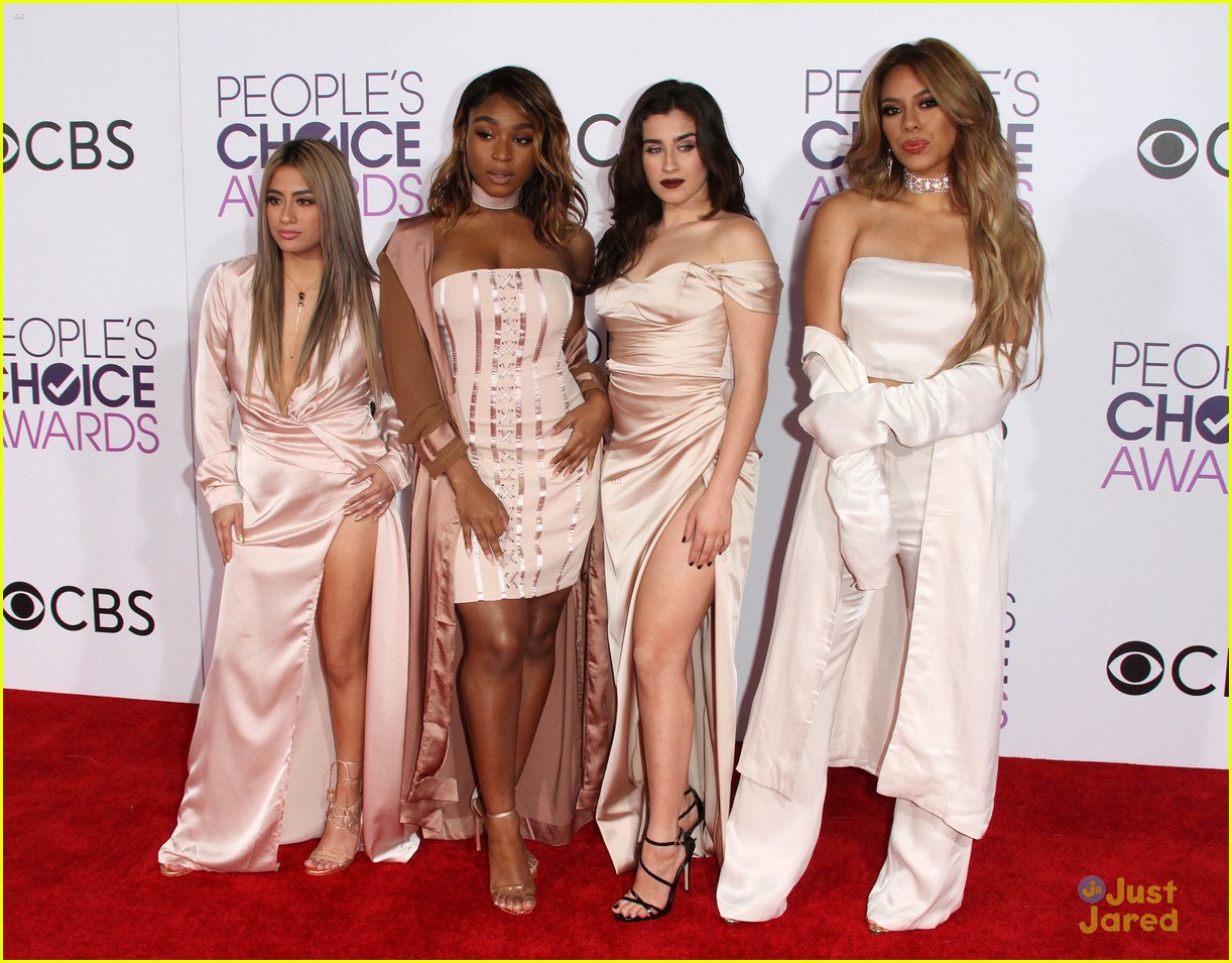 fifth harmonys lauren not feeling well at pcas 04