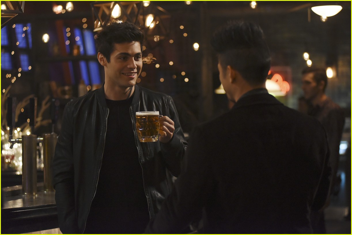 malec first date shadowhunters pics 02