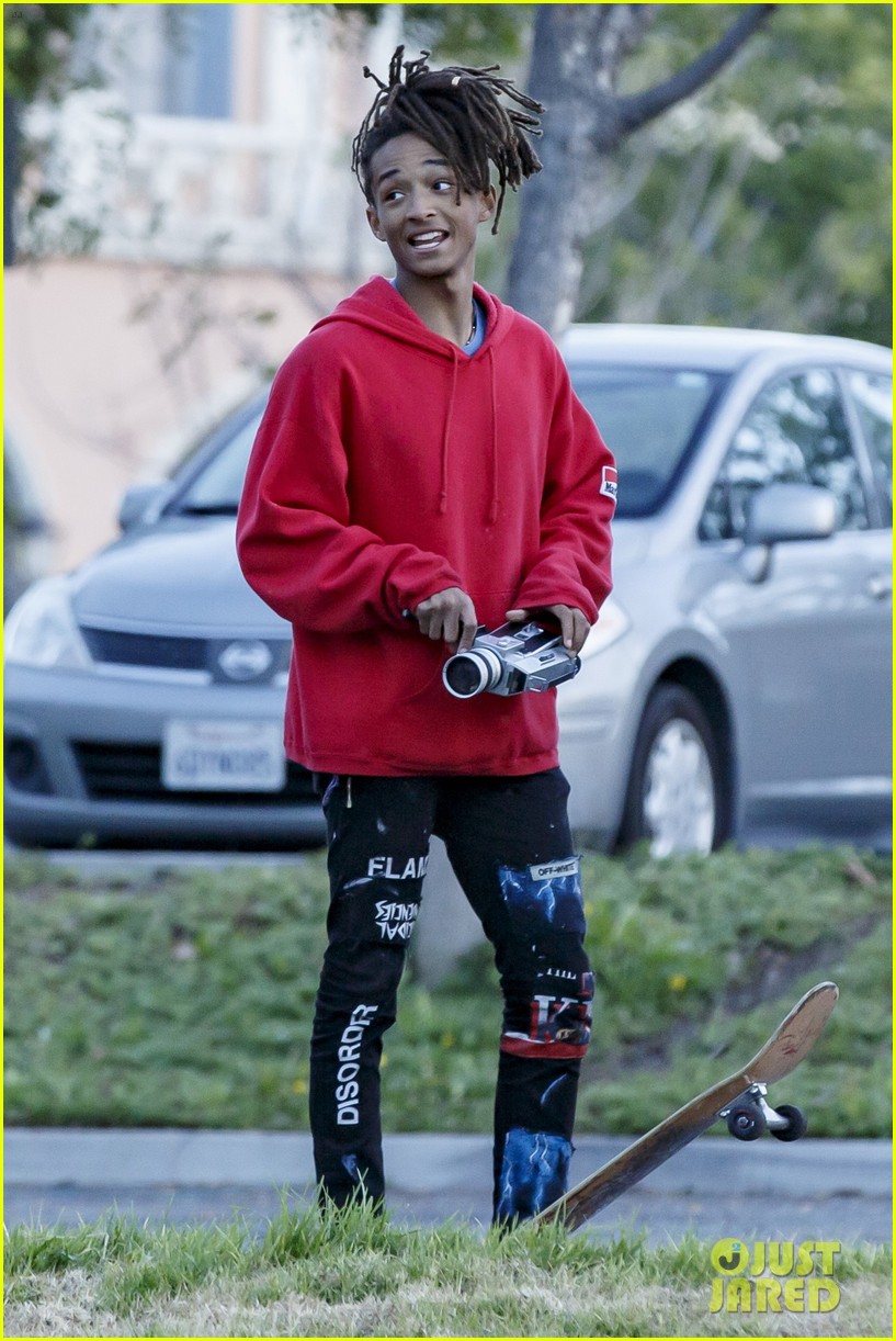 jaden smith feels like hes failed his dad plans on leaving la 02