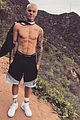 justin bieber shares new shirtless pic shows off calvins 02