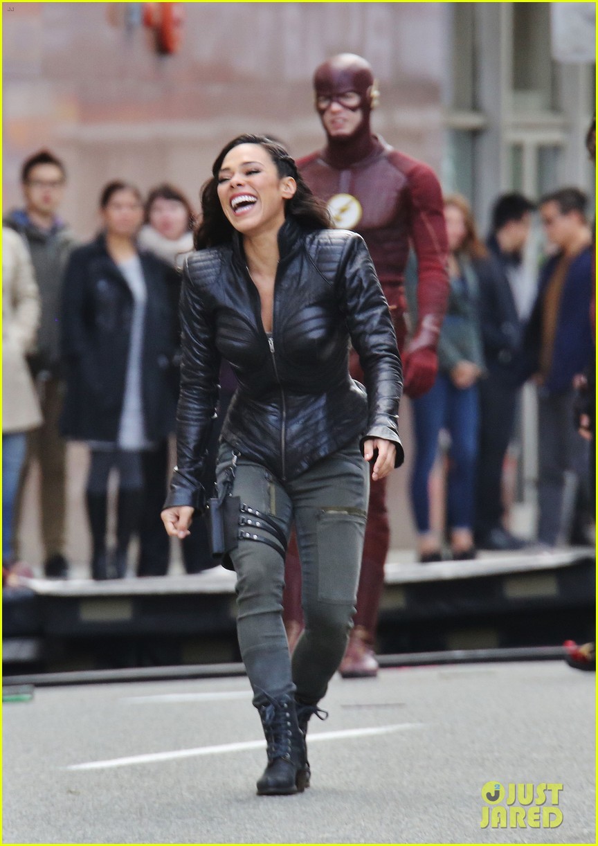 Grant Gustin Tom Felton Are Good Guys on the Set of #39 The Flash