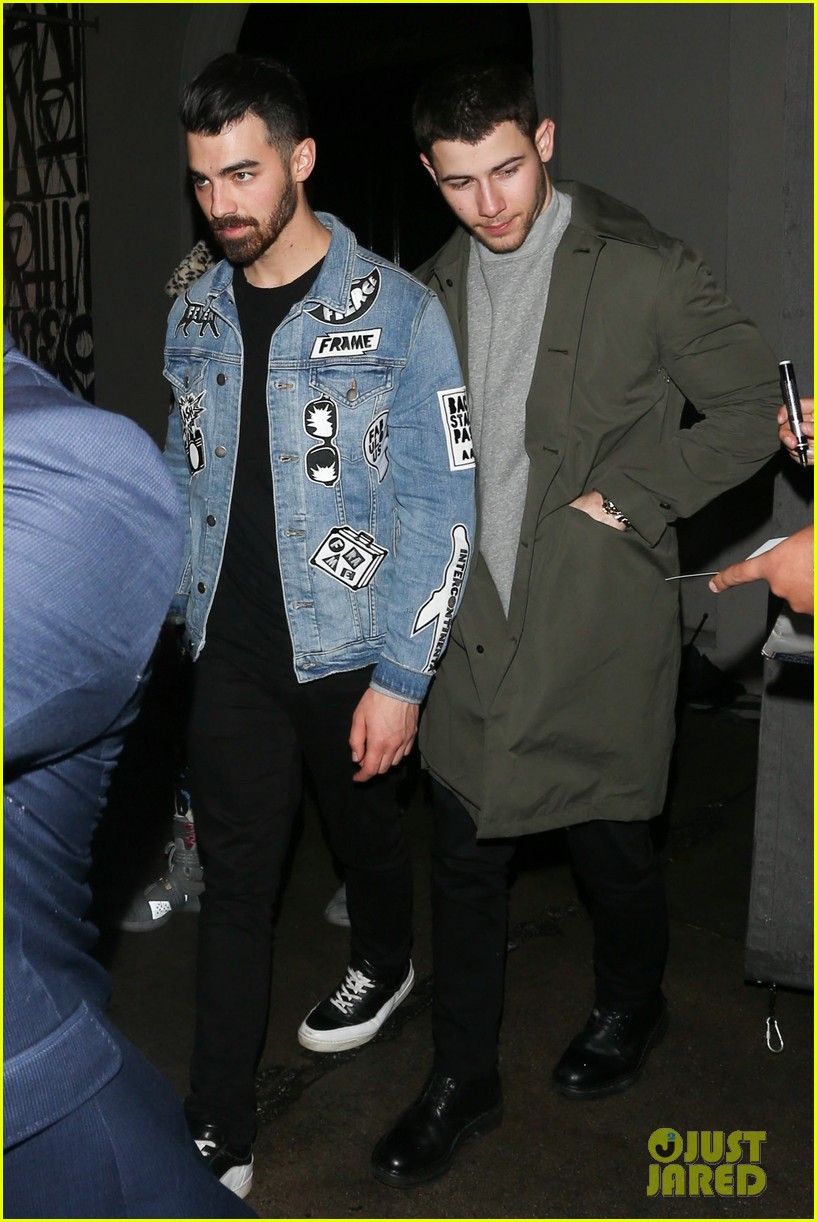 joe jonas joins brother nick and demi lovato at roc nations pre grammy brunch 11