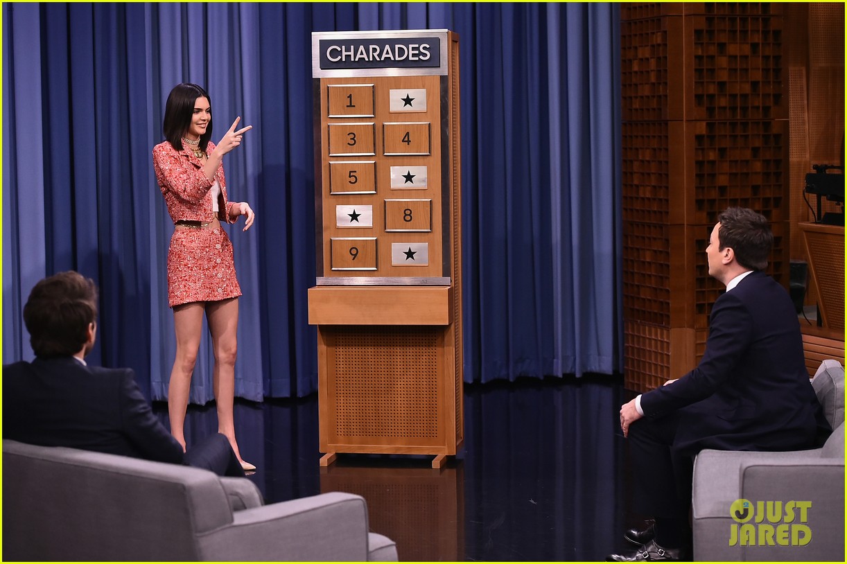 Kendall Jenner In Chanel - The Tonight Show Starring Jimmy Fallon