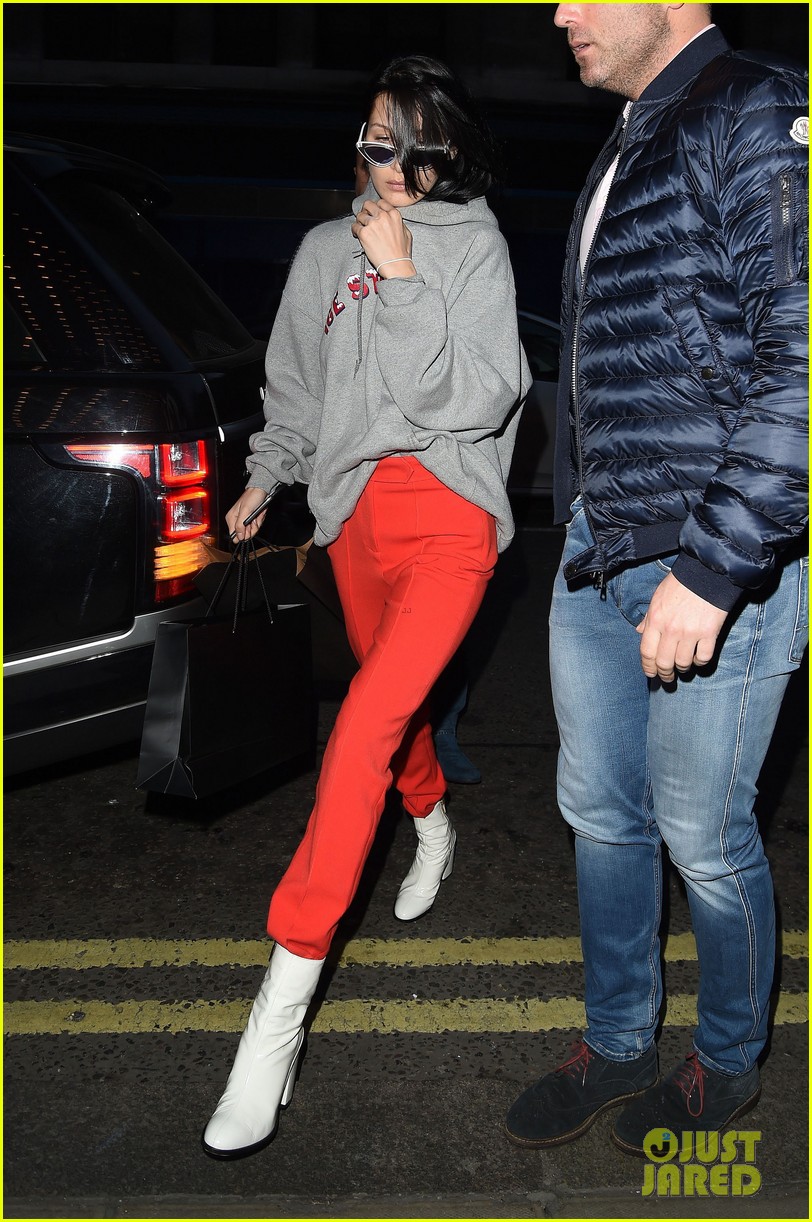 kendall jenner gigi hadid bella hadid step out for fashionable night in london 05