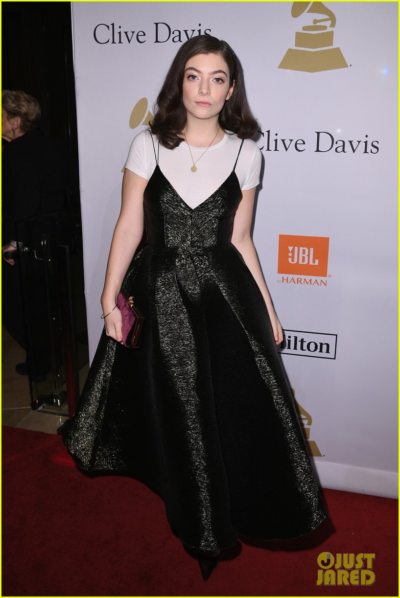 lorde and kelsea ballerini shine at clive davis pre grammy party2 08