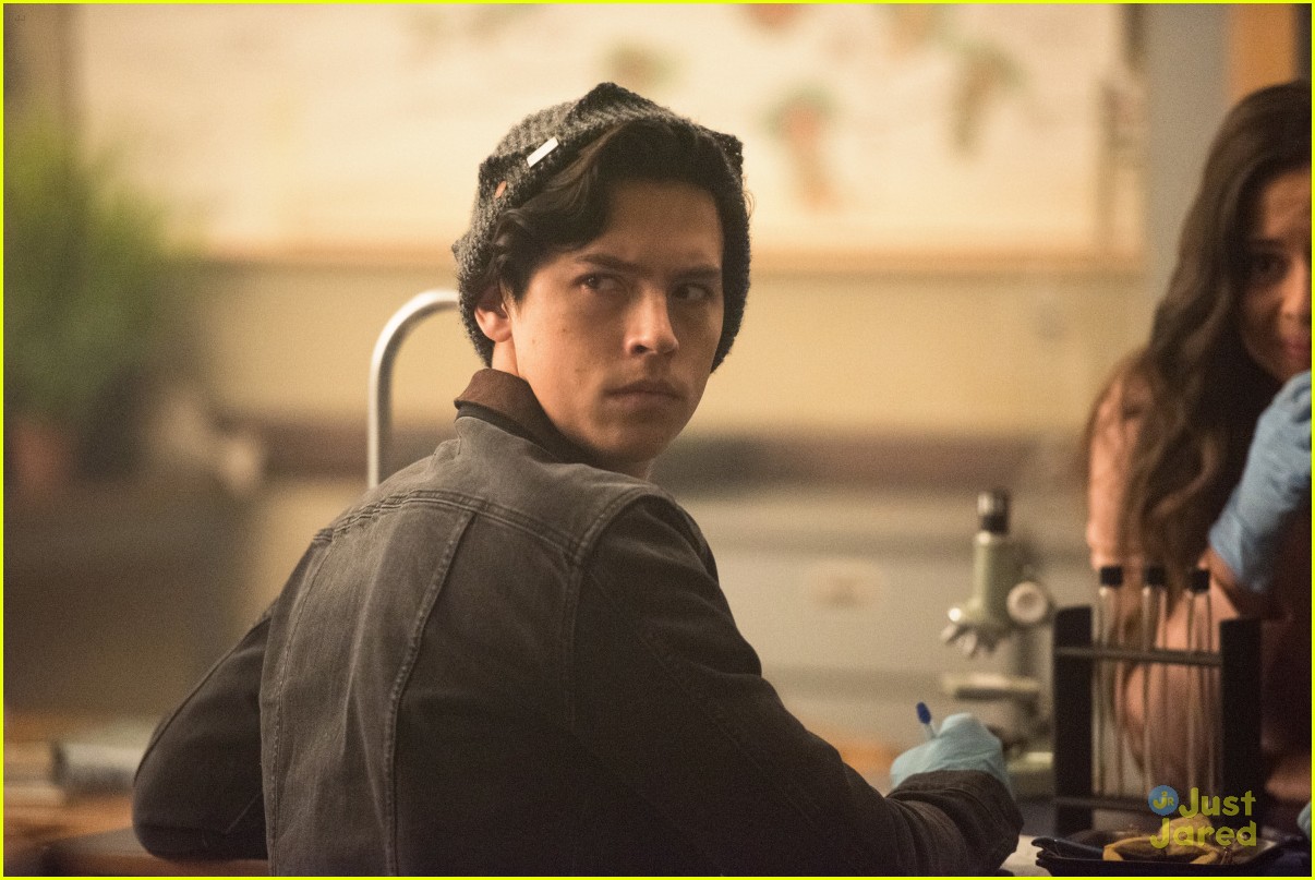 cole sprouse jughead more riverdale touch evil stills 16