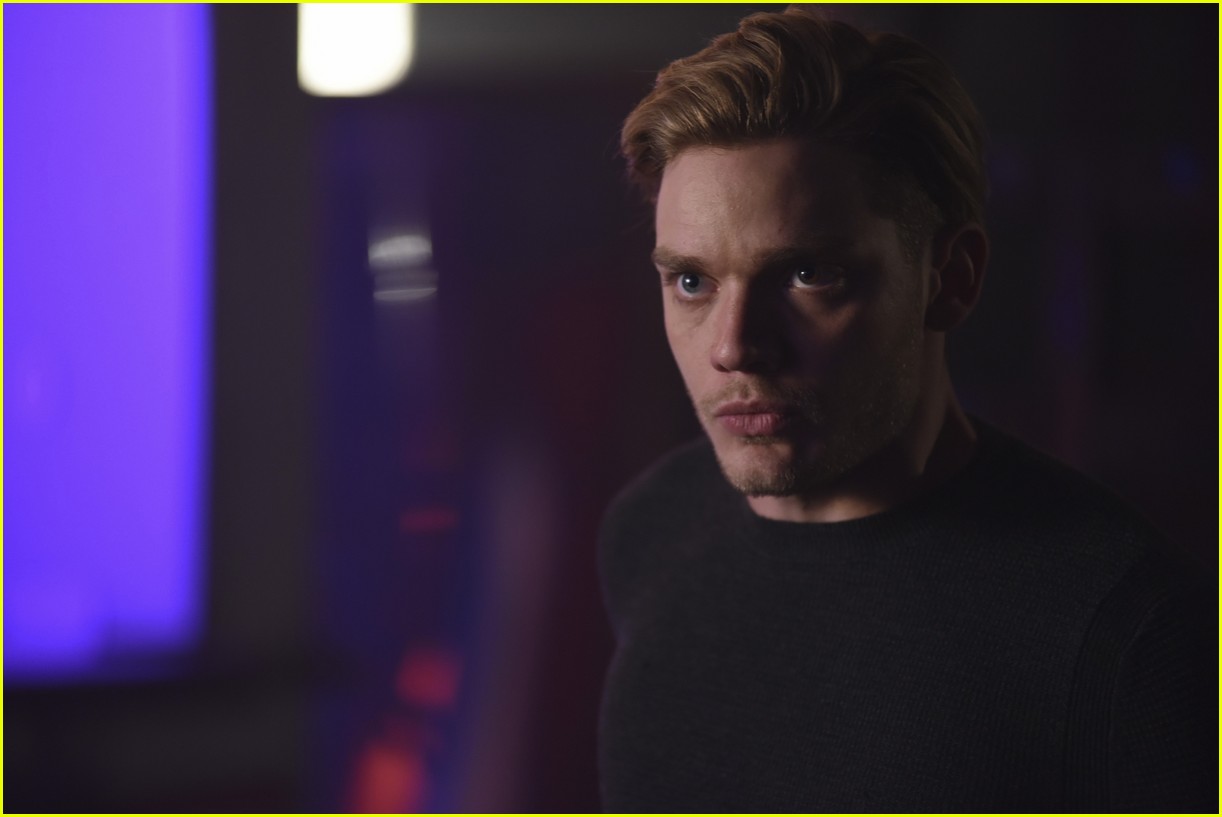 shadowhunters bound by blood photos 19