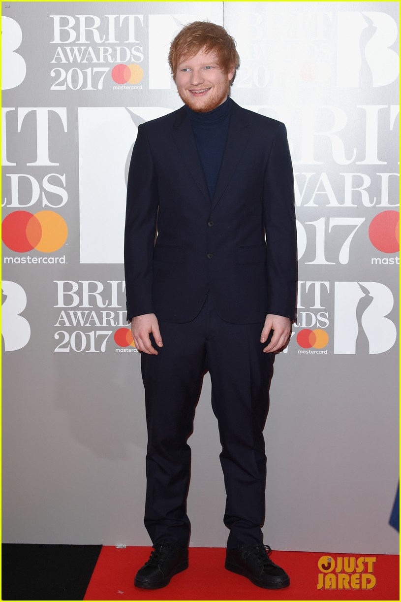 ed sheeran set to debut something special at 2017 brit awards 01