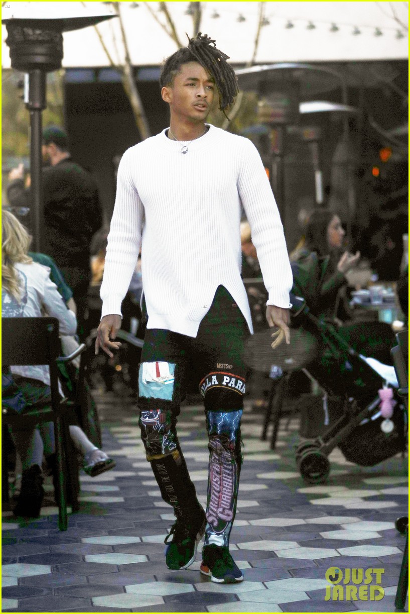 jaden smith looks so much like his dad will see the pics 02