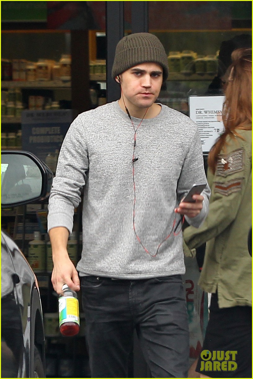paul wesley steps out after wrapping final season vampire diaries 04