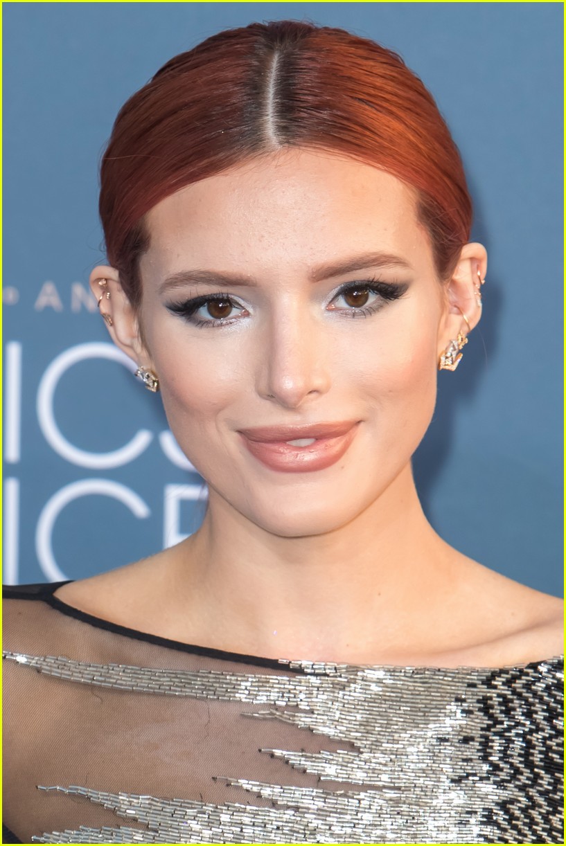 bella thorne confirms shes single 05