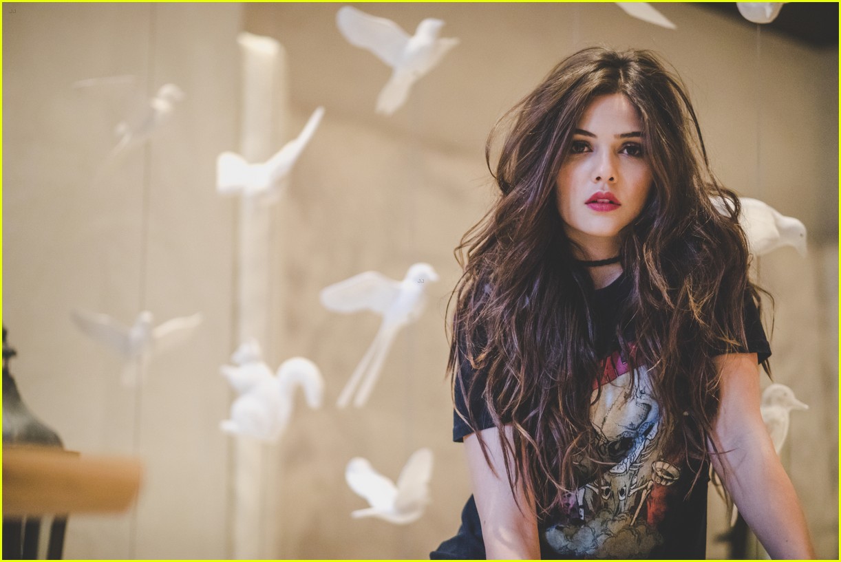 danielle campbell private life talk nkd mag 02