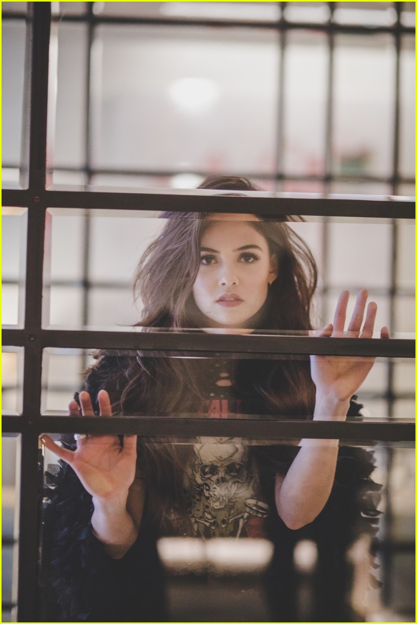 danielle campbell private life talk nkd mag 04
