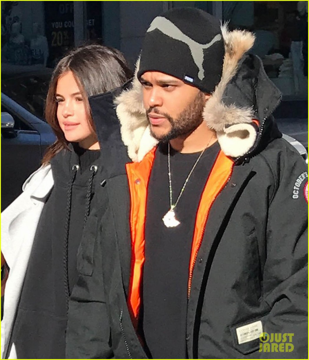 selena gomez the weeknd hold hands shopping toronto 03
