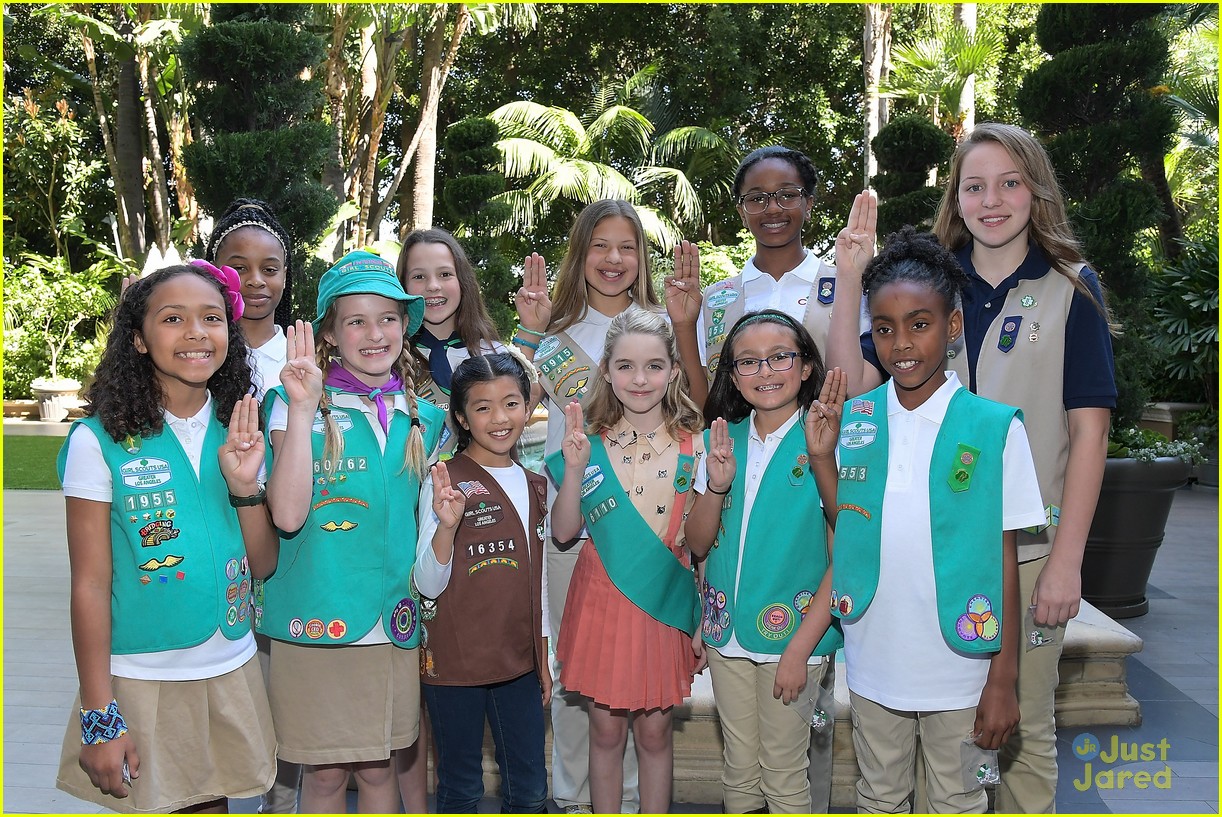 mckenna grace becomes girl scout 02