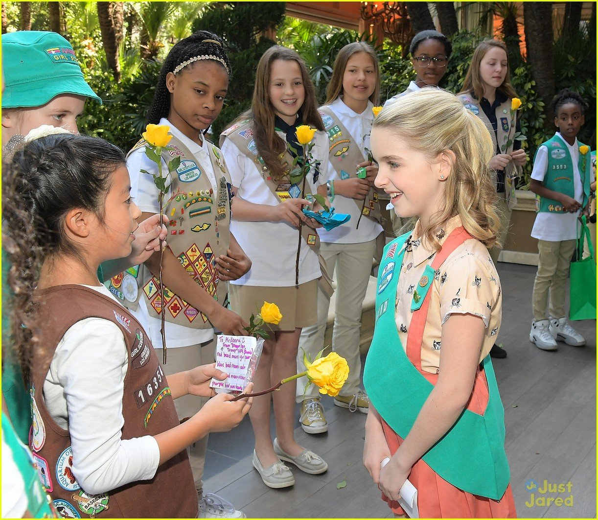 mckenna grace becomes girl scout 04