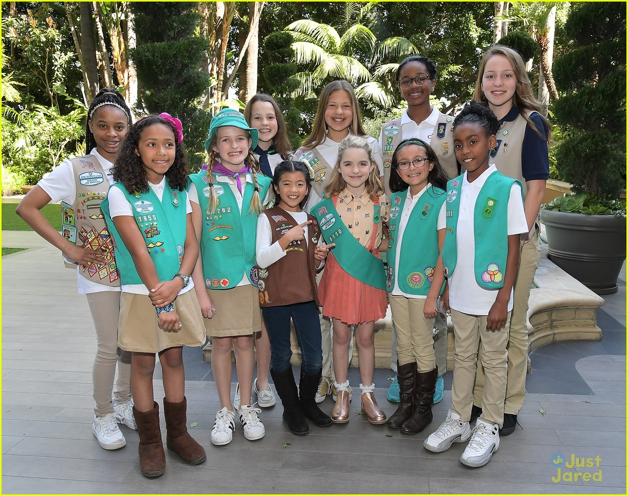 mckenna grace becomes girl scout 06