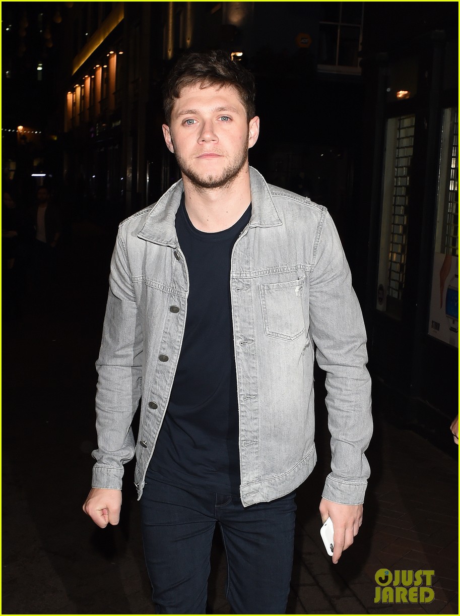 niall horan leaves cirque with taxi full of girls 03