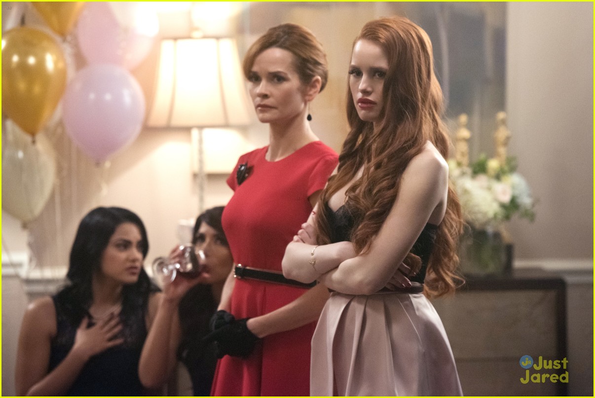 riverdale baby shower construction outsiders stills 02