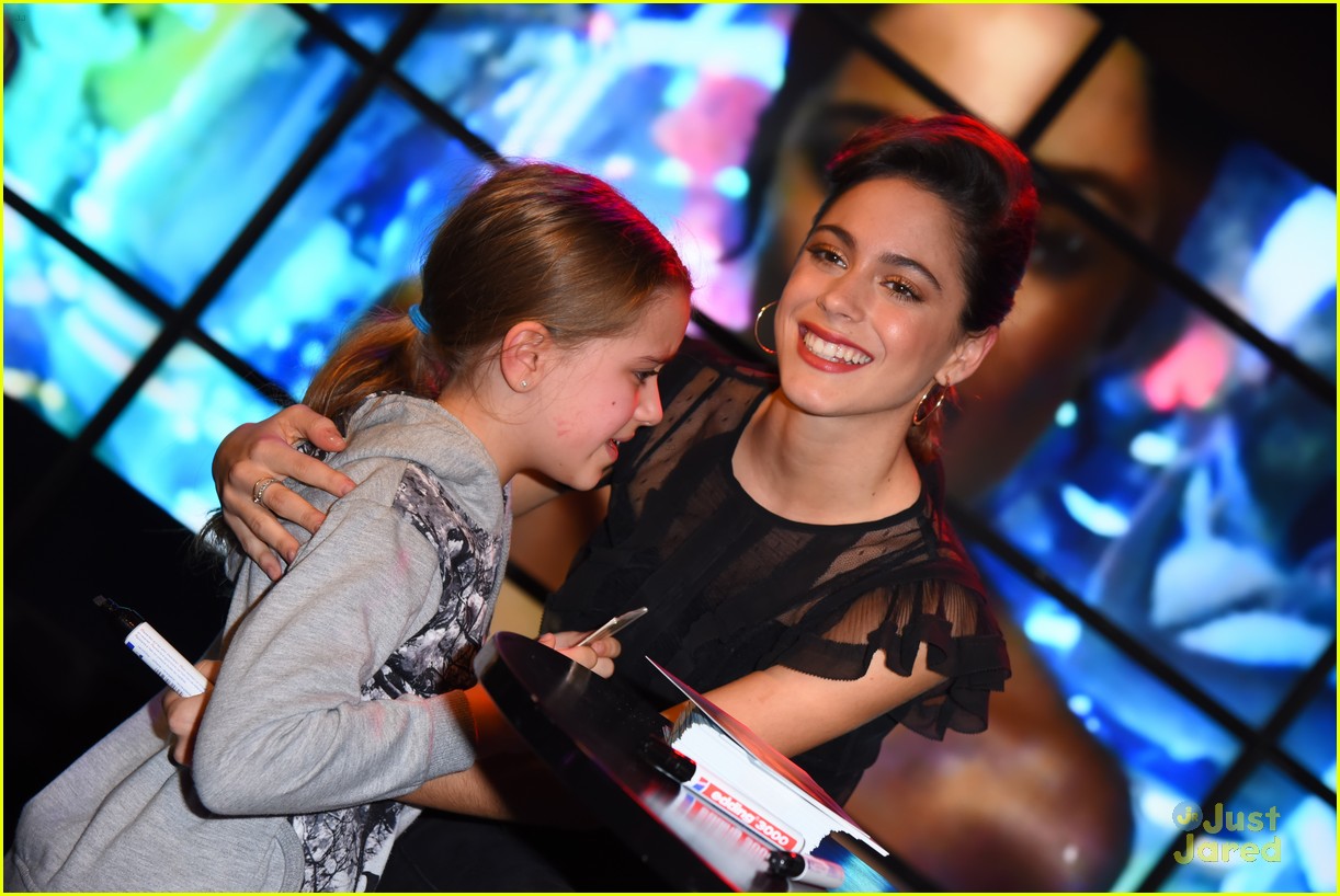 tini stoessel six months with pepe hamburg signing 17