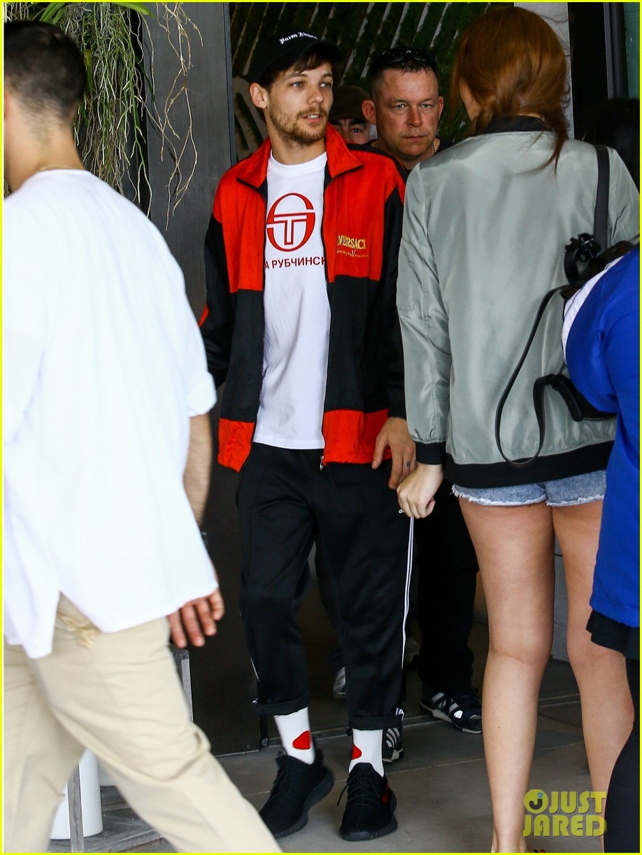 louis tomlinson hangs out in miami 02