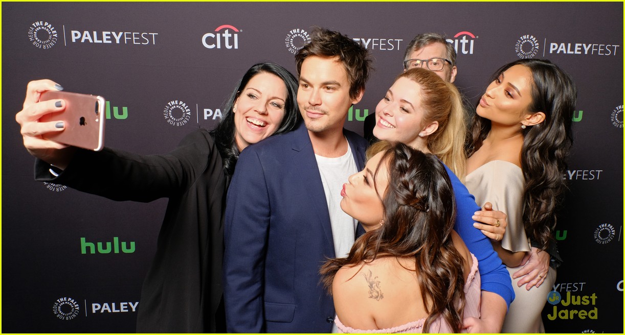 lucy hale troian bellisario paley msgs 02