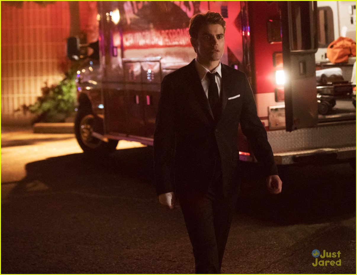 tvd finale tonight see pics from episode 04