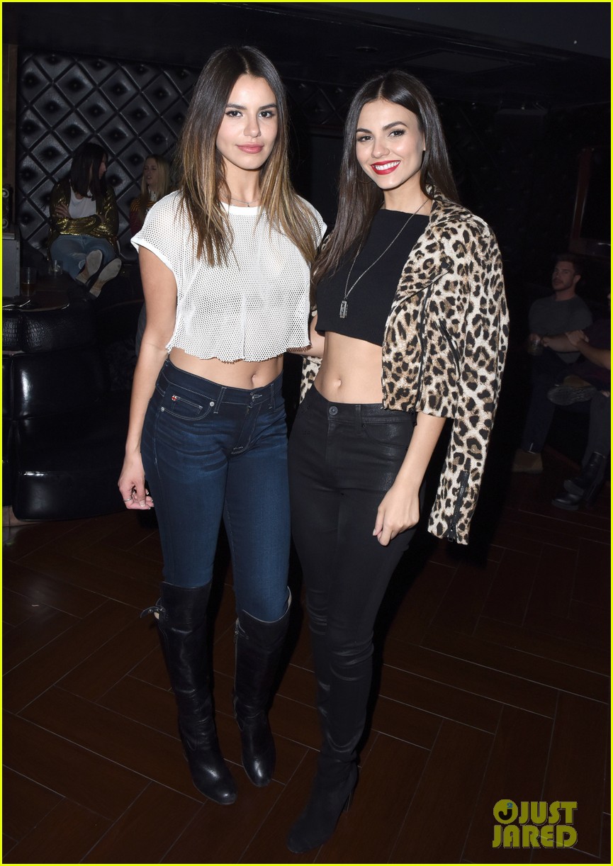 victoria justice reeve carney couple up in los angeles 03