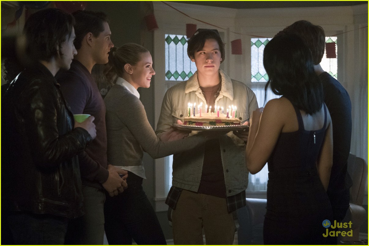 riverdale jughead birthday cole sprouse reasons 04