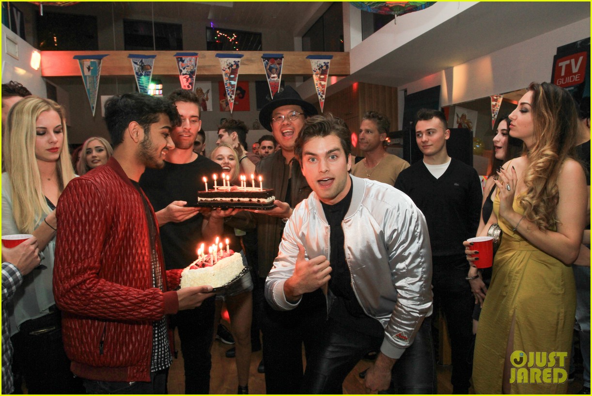 pierson fode has a stranger things themed birthday 03