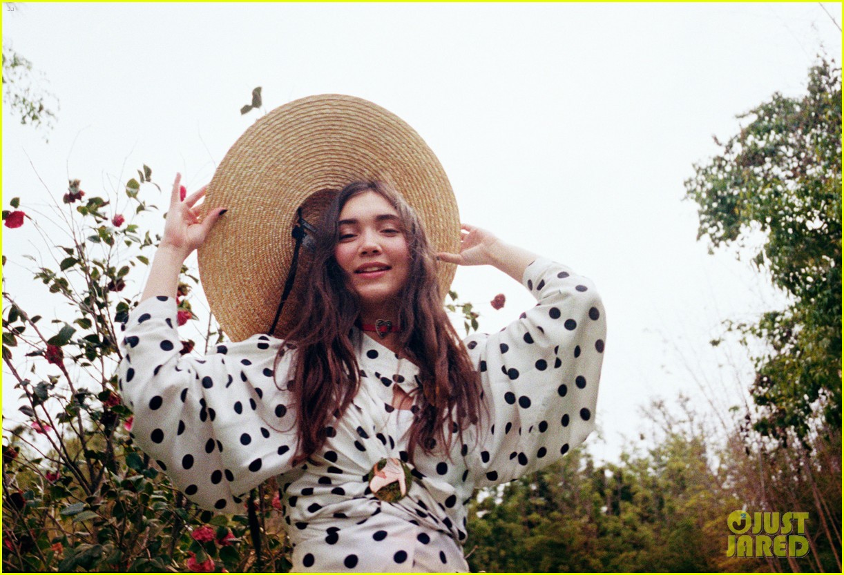 rowan blanchard opens up about leaving disney being cat called taylor swift 05