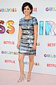charlize theron britt robertson and ellie reed channel their inner girlboss at premiere 01