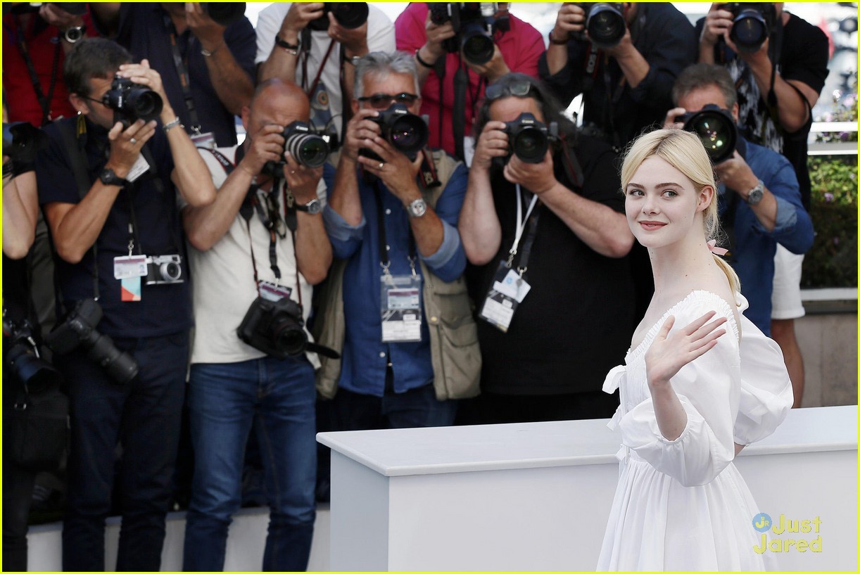 addison riecke anjourie rice elle fanning beguiled cannes premiere 31