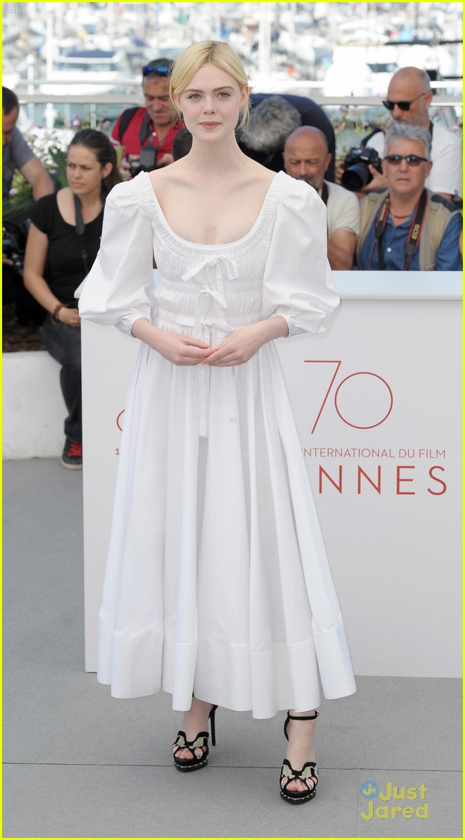 addison riecke anjourie rice elle fanning beguiled cannes premiere 36