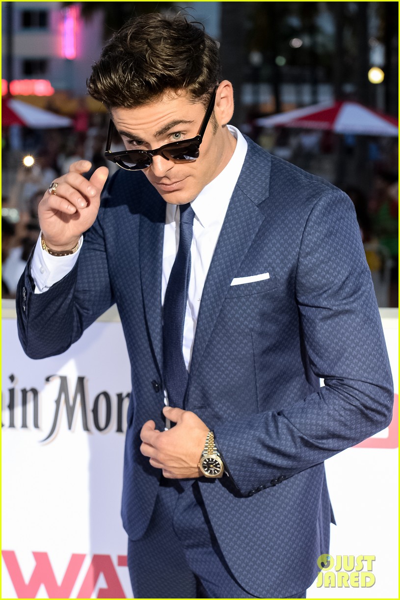 zac efron suits up for the baywatch premiere in miami03