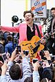 harry styles today show performance 01