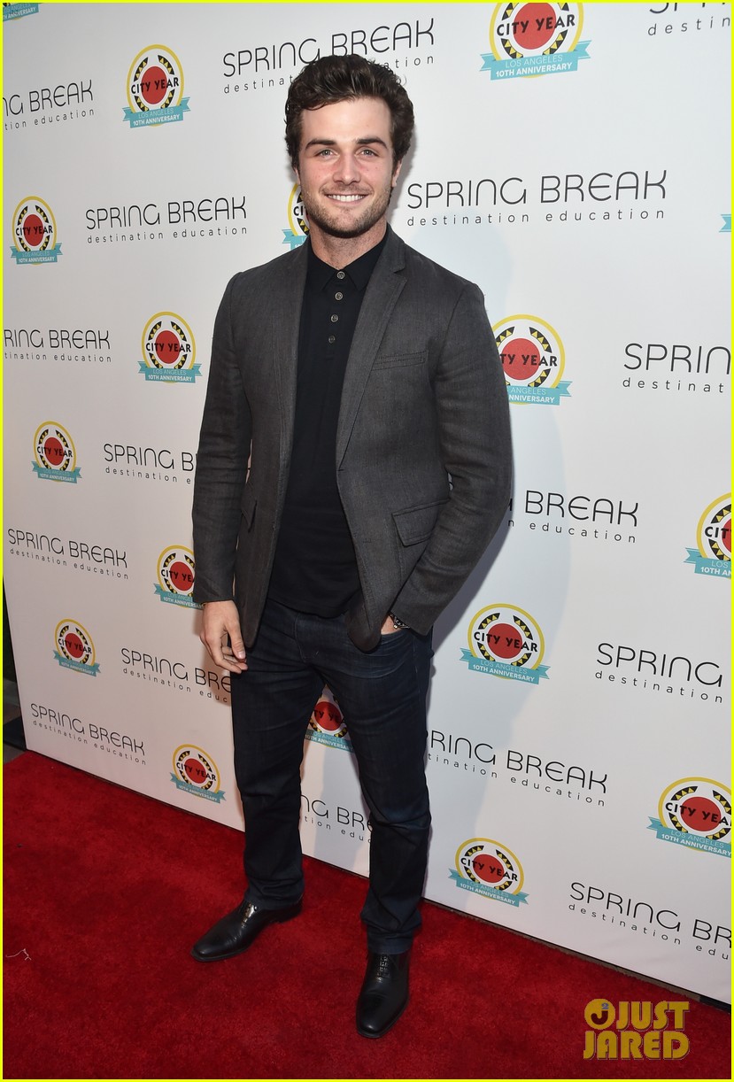 liam hemsworth joey king step out at annual city year la spring break event 06