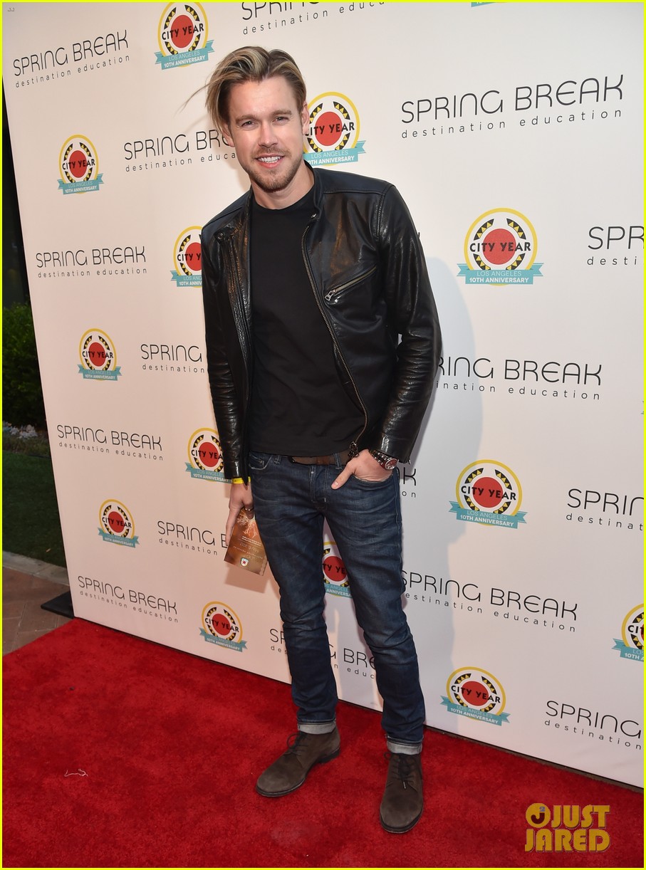 liam hemsworth joey king step out at annual city year la spring break event 24