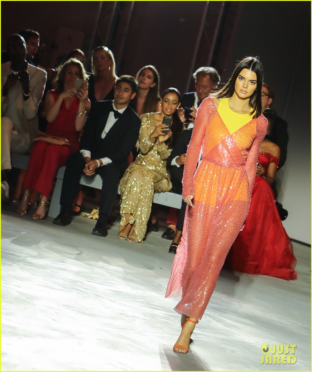 kendall jenner bella hadid cannes fashion show 20