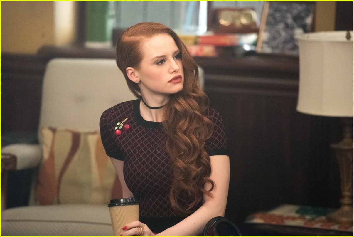 madelaine petsch riverdale cheryl sexuality 03