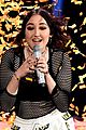 noah cyrus handles her mtv movie tv awrds stage like a boss 02