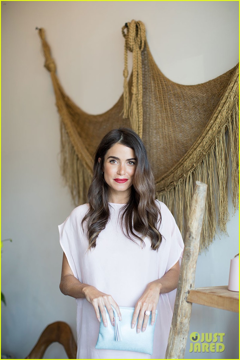 pregnant nikki reed attends anthropologie event 04