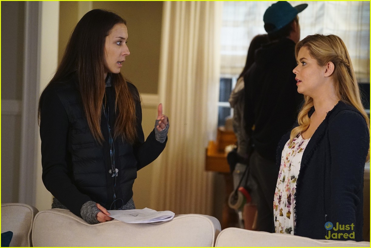 troian bellisario dishes on directing pll 15
