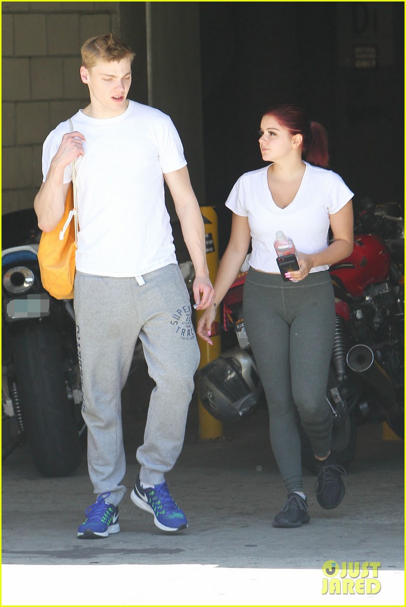 ariel winter shows off new red hair color while out with boyfriend levi meaden2 04