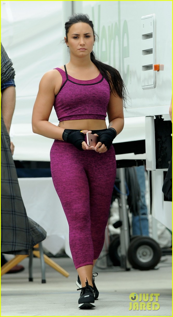 demi lovato shows her strength fabletics campaign 06