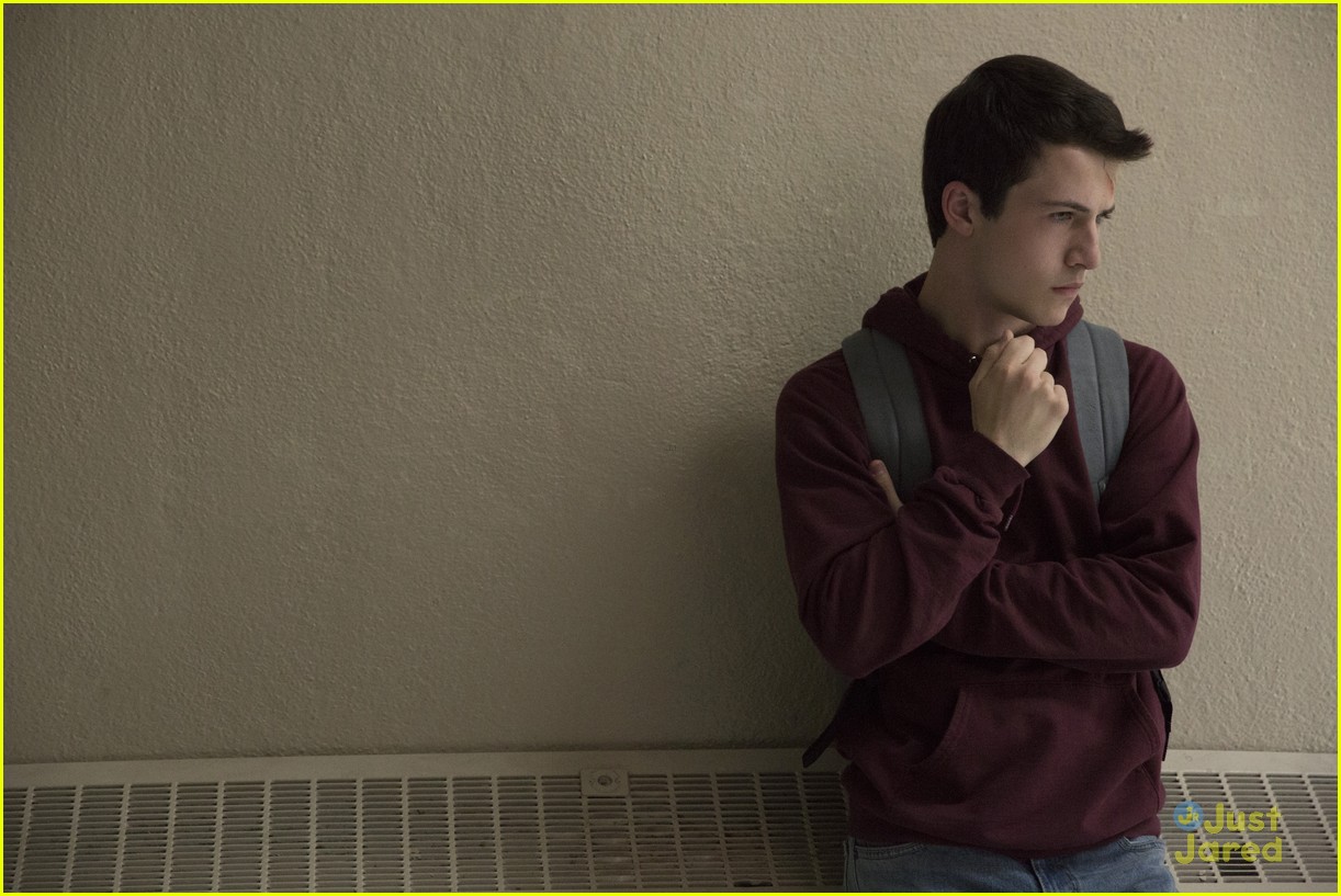 dylan minnette clay hopes season two 13rw 03