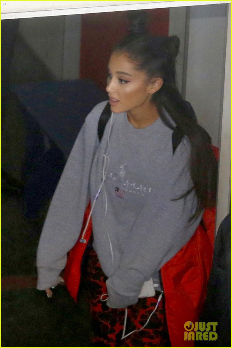 ariana grande is ready to kick off her south america tour05