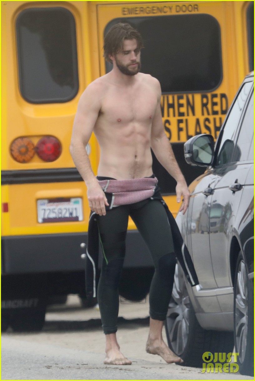 liam hemsworth strips out of wetsuit to reveal ripped abs 75