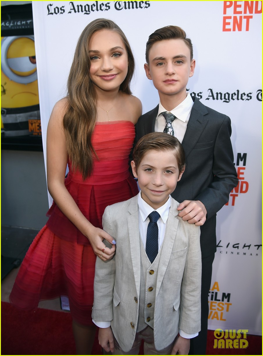 maddie ziegler joins her book of henry cast at la film festival premiere 01